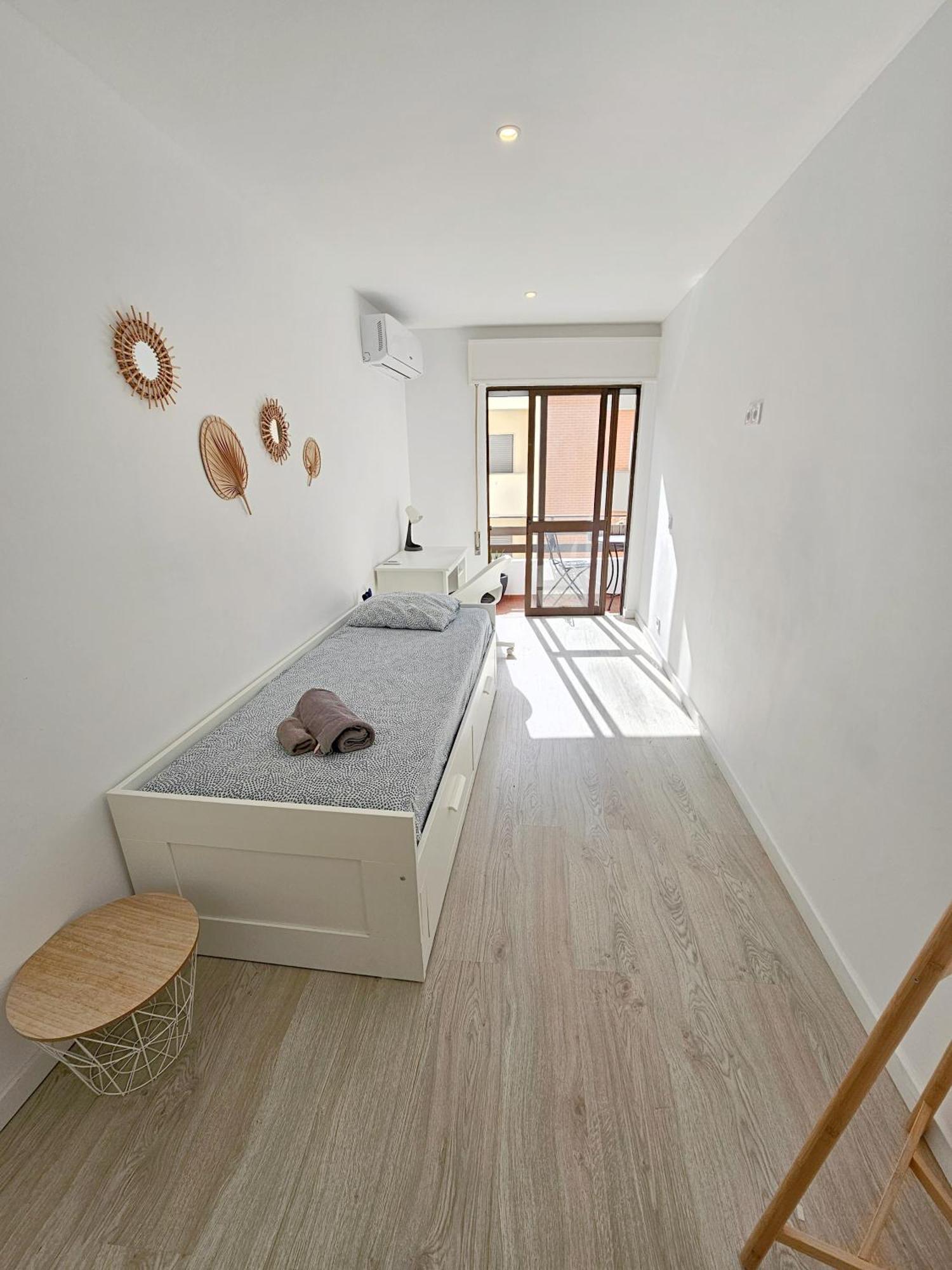 Casa Oliveira - Sunny 2-Bed Retreat Steps From The Beach Armacao de Pera Exterior photo